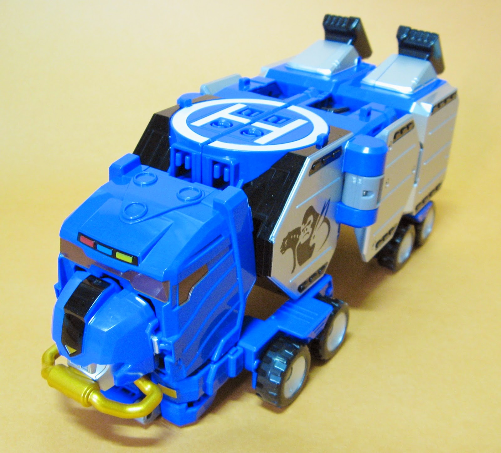 Tokumei Sentai Go-Busters - Buster Machine GT-02 Gorilla