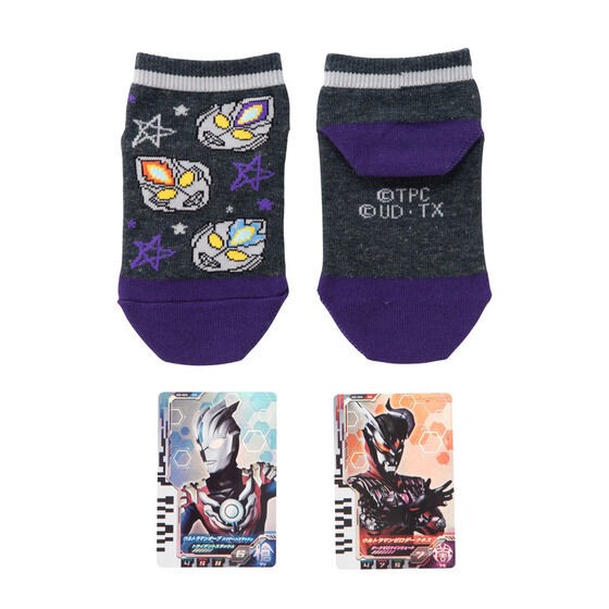 PRE-ORDER : Ultraman Decker Socks with Ultra Dimension Card (15-20cm)