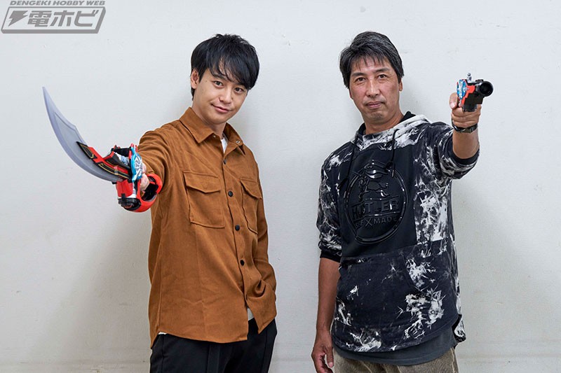 Kaizoku Sentai Gokaiger - Gokai Saber & Gokai Gun -Memorial Edition- by Premium Bandai (Limited มีกล่องน้ำตาล)