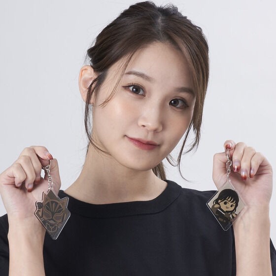 PRE-ORDER : Kamen Rider Geats Deformed Acrylic Charm