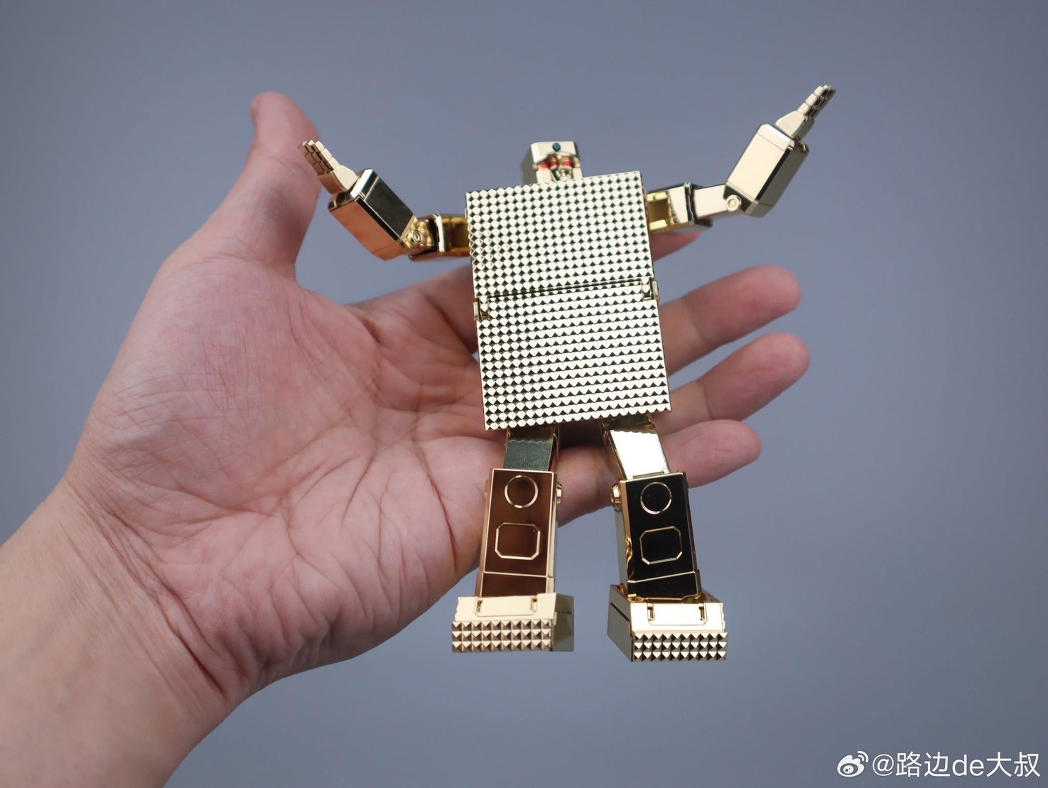 Gold Lightan Model Kit (with Alloy Parts) by Shohoriku Limited