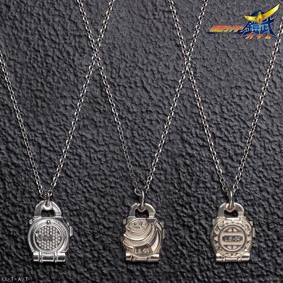 PRE-ORDER : Masked Rider Gaim Lockseed silver 925 Necklace