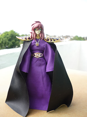 Saint Seiya Saint Cloth Myth Hades Shun by Bandai