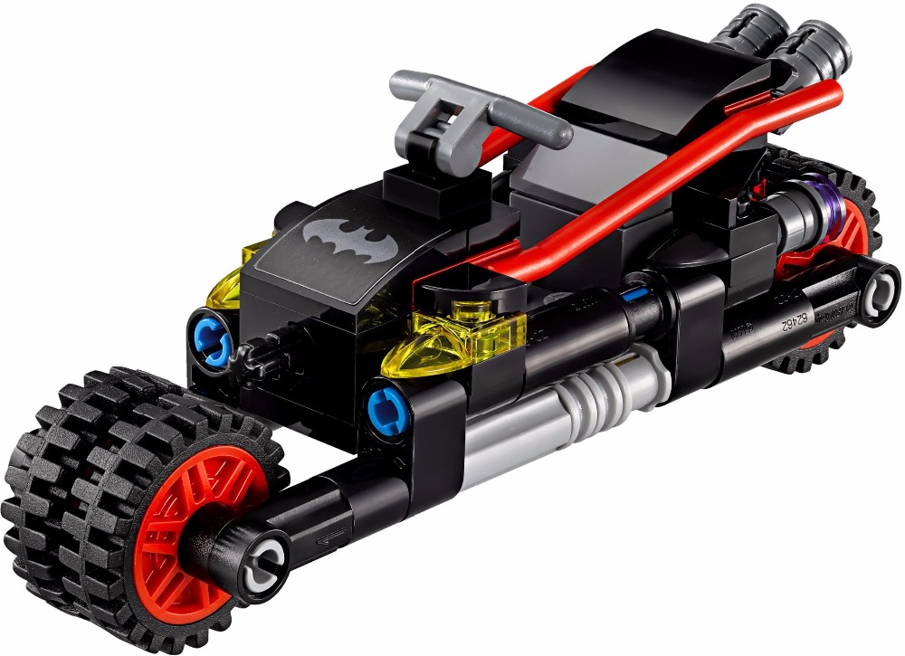 Lepin 07077 The Ultimate Batmobile 1496pcs