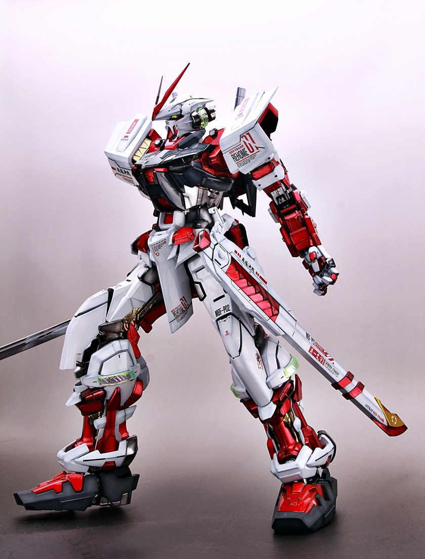 PG 1/60 Gundam Astray Red Frame by Bandai