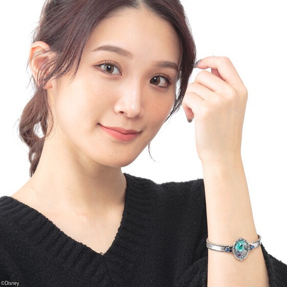 PRE-ORDER : Disney Twisted Wonderland Flower Accessory Bracelet