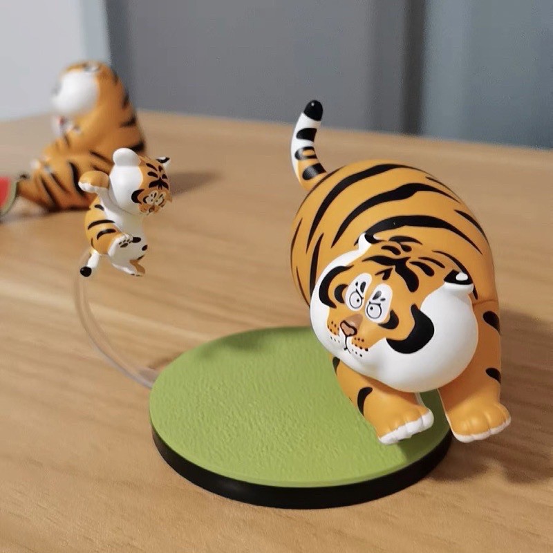 Fat Tiger Panghu & Baby Series 2 Don’t Go Home Play Outside by 52Toys (Set of 6+1secret)