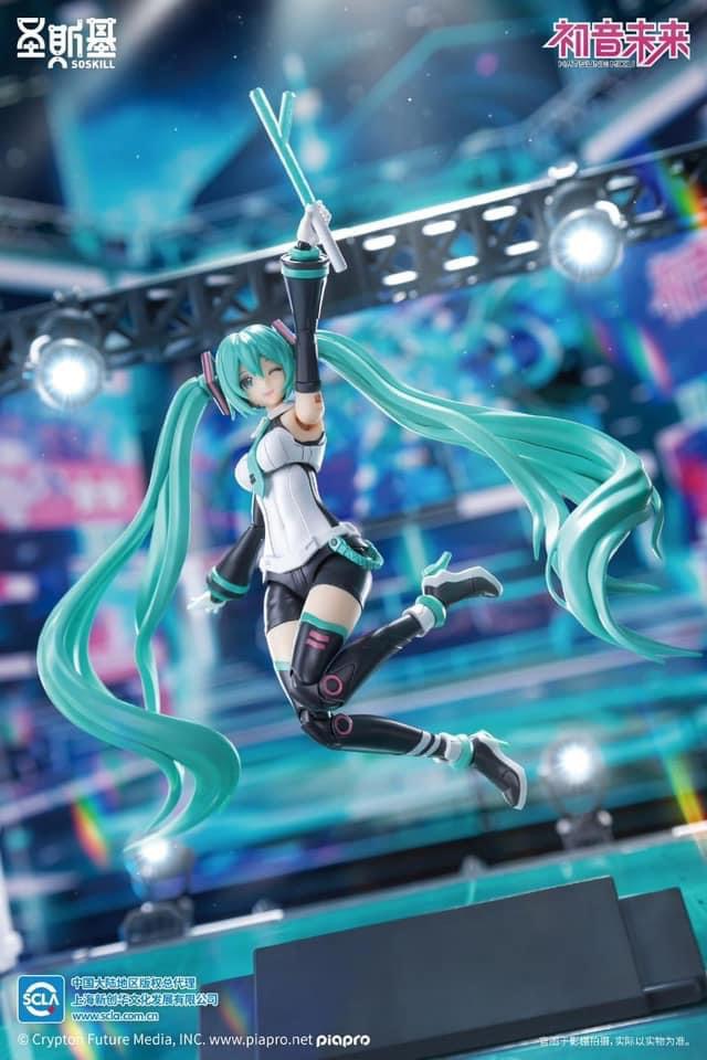 Pre-order : 1/12 Hatsune Miku Singing the Future Vocaloid + Stage Set Plastic Model Kit by SOSKILL x YOLOPARK