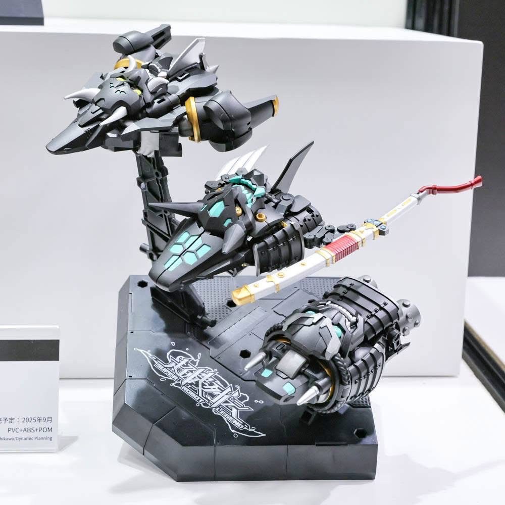 Super Robot Legend - Black Getter JINKI Deformable Movable Figure by Dragon Horse x Iron Romance Workshop