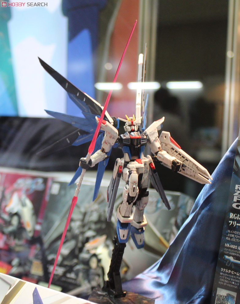 RG 1/144 Freedom Gundam by Bandai