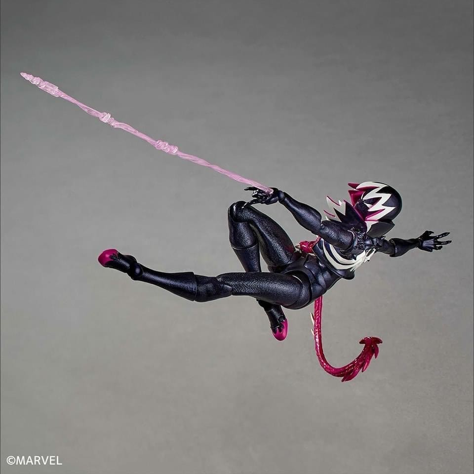 Pre-order : Revoltech Amazing Yamaguchi Gwenom by Kaiyodo