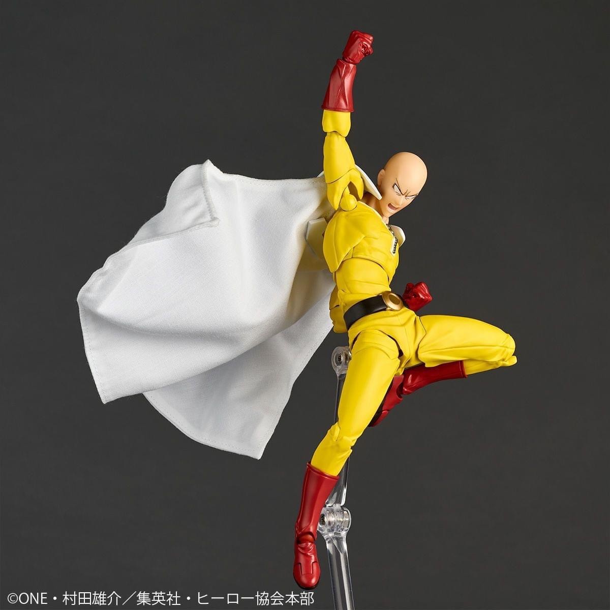 Pre-order : Revoltech Amazing Yamaguchi One-Punch Man Saitama by Kaiyodo