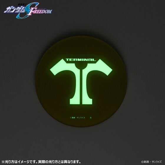 PRE-ORDER : Mobile Suit Gundam SEED FREEDOM Glowing Acrylic Stand / Plate