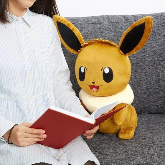 PRE-ORDER : PC Cushion Eevee ll