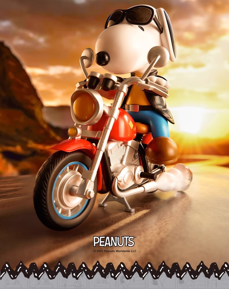 Snoopy & Motorcycle by Miniso