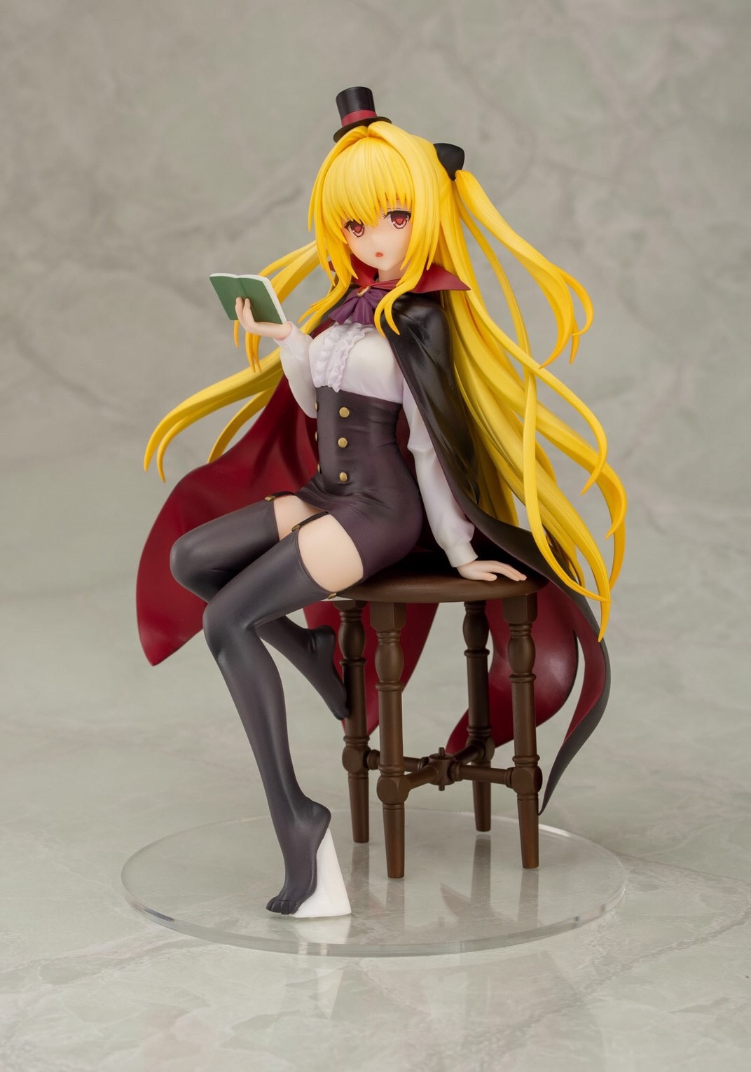 Pre-order : Golden Darkness by Chara-ani
