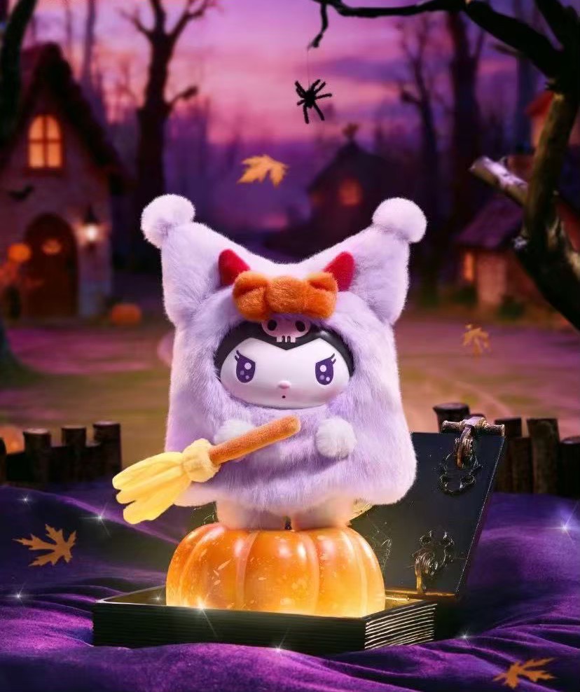 ตุ๊กตาพวงกุญแจ Sanrio - Halloween Candy Carnival Night Series Vinyl Plush Pendant Keychain by Miniso