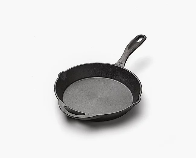 Barebones Cast Iron Skillet - 10"