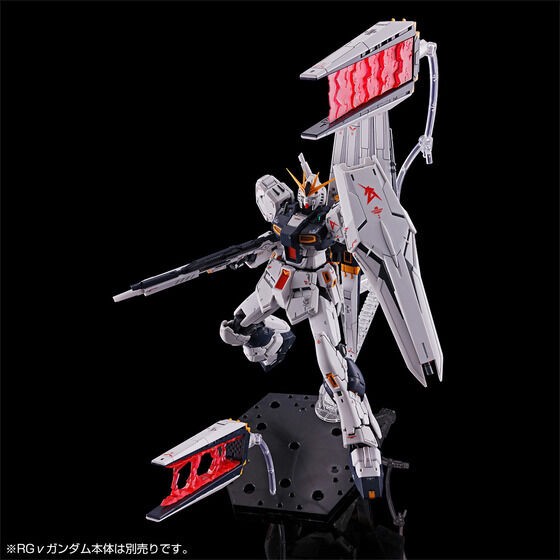PRE-ORDER : RG 1/144 HI-NU Gundam Fin Funnel Effect Plastic Model