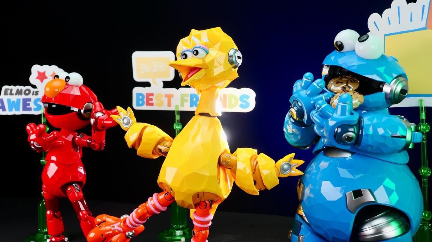 หุ่นยนต์ CARBOTIX - Sesame Street DX Ver. (Set of 3 : Elmo & Cookie Monster & Big Bird) by Blitzway (มีกล่องน้ำตาล)