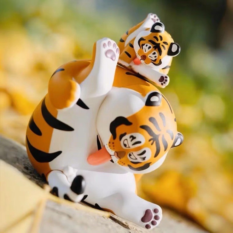 Fat Tiger Panghu & Baby Series 2 Don’t Go Home Play Outside by 52Toys (Set of 6+1secret)