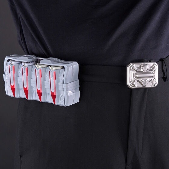 PRE-ORDER : Ultra Replica Ultra Capsule & Capsule Holder Set