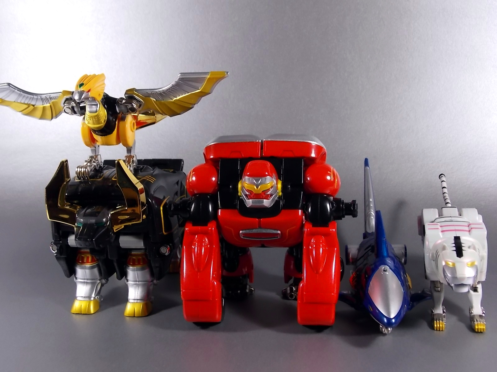 Hyakujuu Sentai Gaoranger - DX Gao Knight (Toys-R-Us exclusive in Japan) by Bandai (มือสองสภาพ 90%)