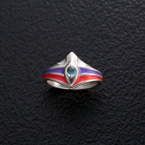 PRE-ORDER : Ultraman Tiga x BEYOND COOL Ring