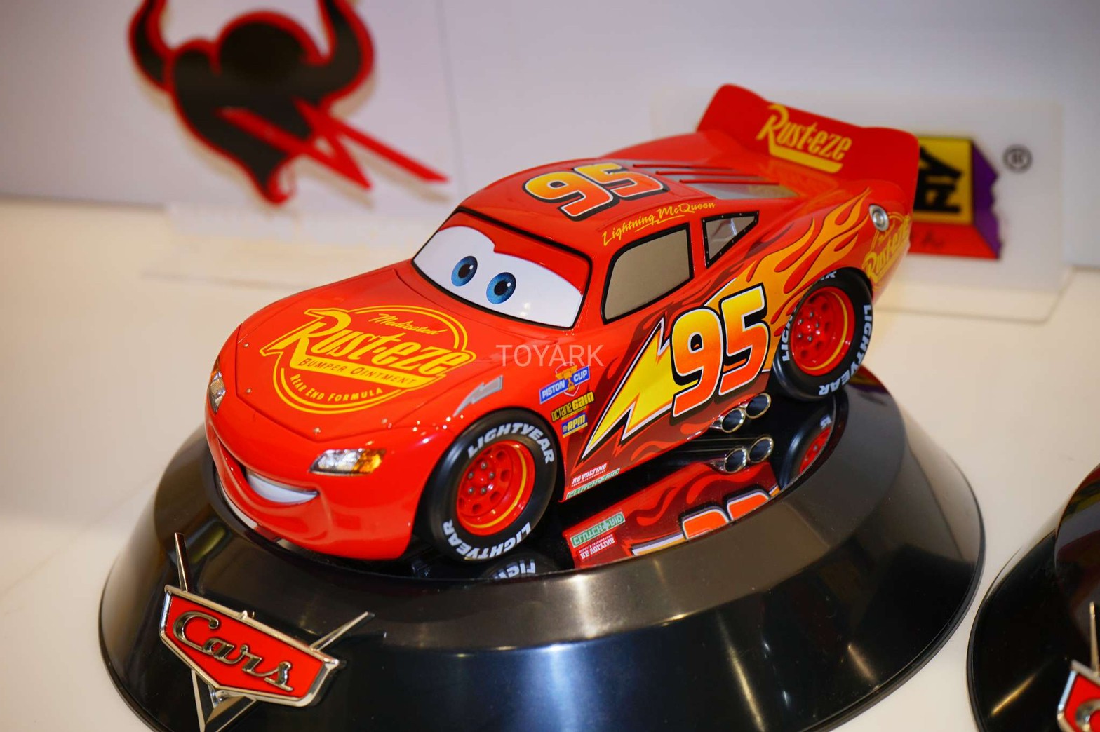 CHOGOKIN - Cars - Lightning McQueen by Bandai