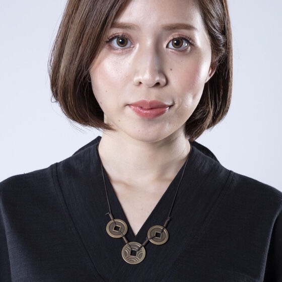 PRE-ORDER : Zyuden Sentai Kyoryuger Kyoryu Gold Old Coin Style Necklace