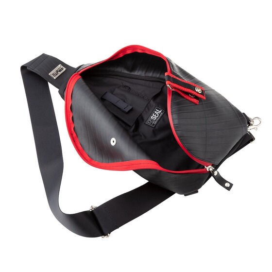 PRE-ORDER : Kamen Rider 555 SEAL One Shoulder Bag Spiral