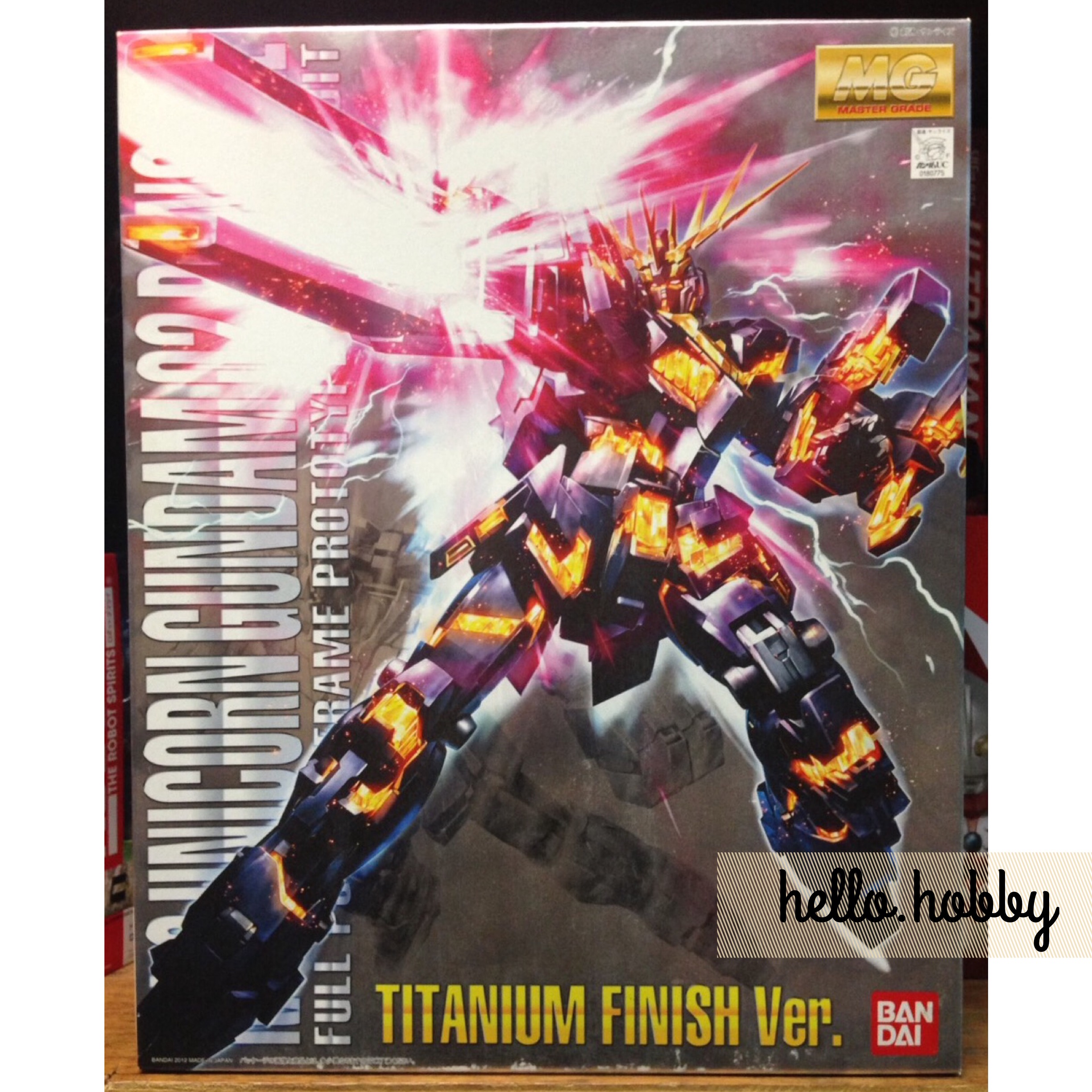 MG 1/100 RX-0 Unicorn 02 Banshee Titanium Finish Ver. by Bandai